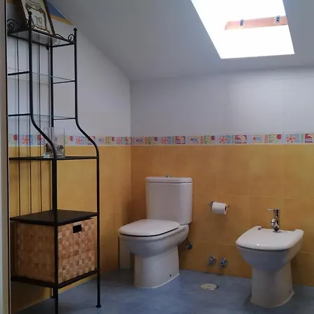 Casa Iriana - Parking Gratis I Jardin I Barbacoa * Ourense